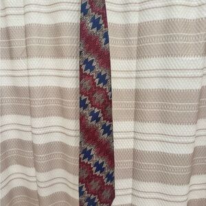 Zigzag Patterned Tie in Red and Blue